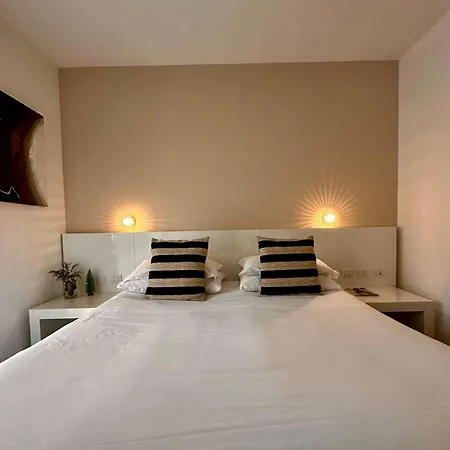 Maison R Boutique فندق مبيت وإفطار ريجّو دي كالابريا