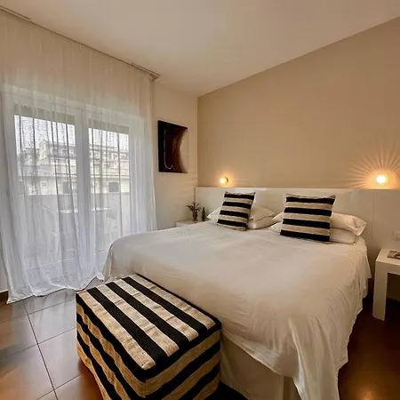 Maison R Boutique فندق مبيت وإفطار ريجّو دي كالابريا