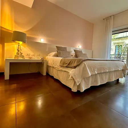 فندق مبيت وإفطار Maison R Boutique ريجّو دي كالابريا