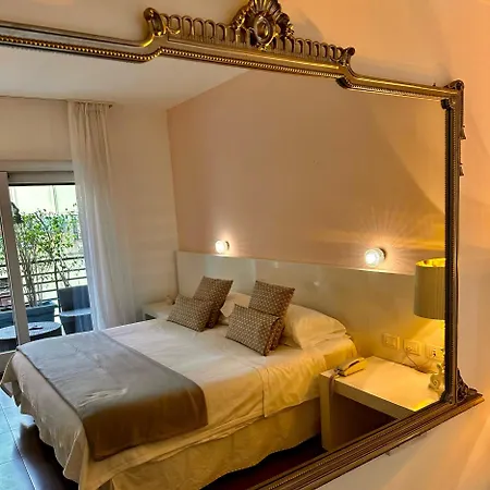 فندق مبيت وإفطار Maison R Boutique 2*