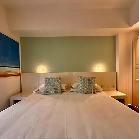 Maison R Boutique 4* 레조디칼라브리아