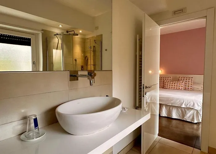 Maison R Boutique Alojamento de Acomodação e Pequeno-almoço 4*