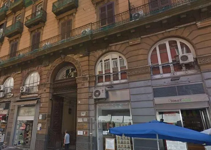 Maison R Boutique 4*